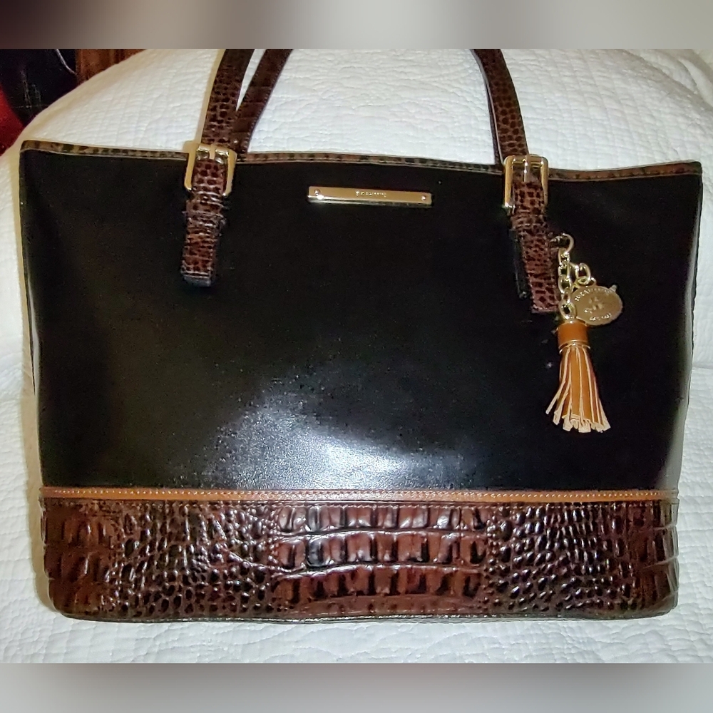 NWOT Brahmin Medium Tuscan Asher Croc Embossed Black & Brown Tote